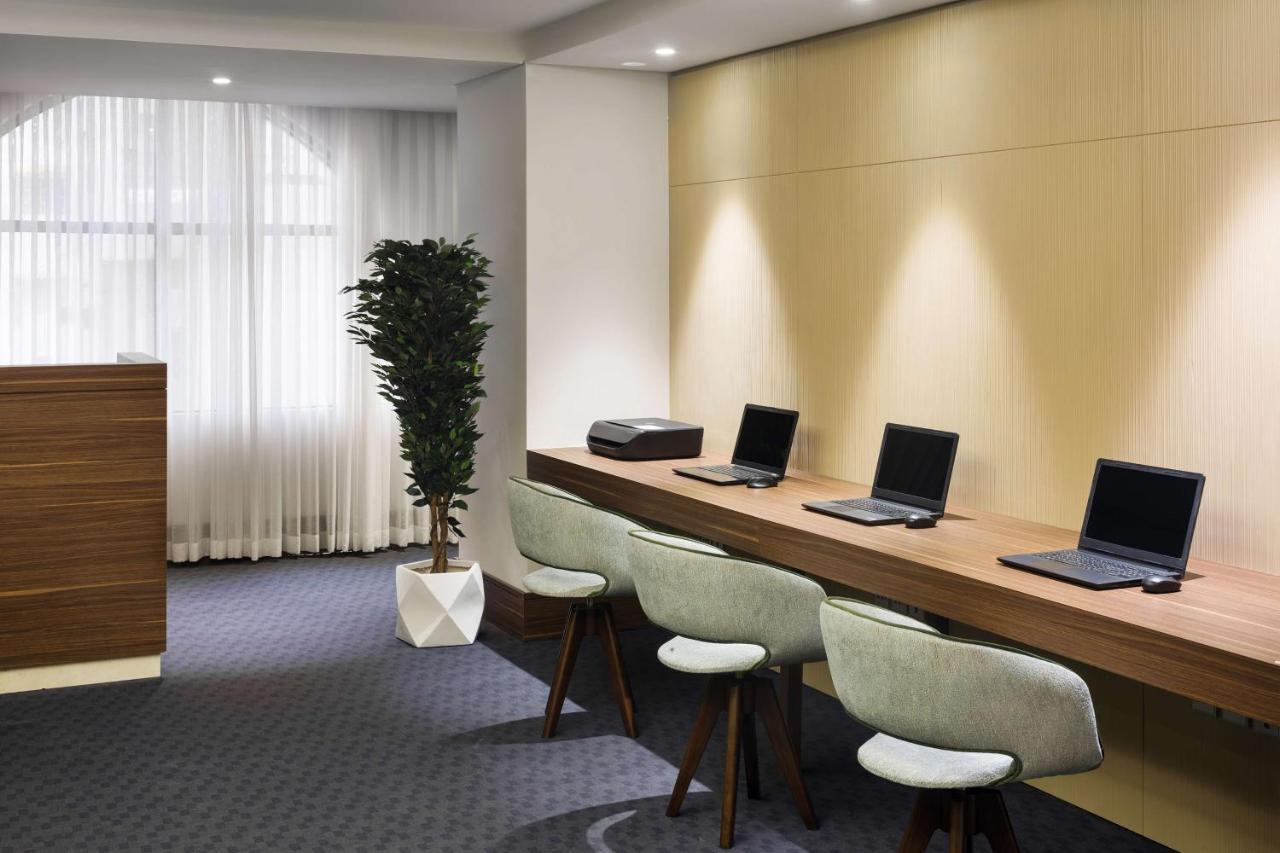 Park Inn By Radisson Makkah Aziziyah Meca Exterior foto A modern office interior design