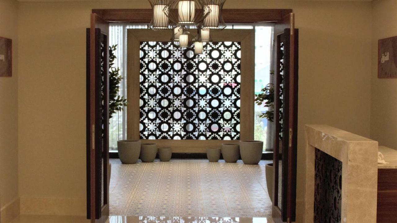 Park Inn By Radisson Makkah Aziziyah Meca Exterior foto A decorative panel of glass